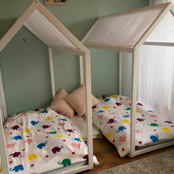 Painted with eco paint toddler house bed with slats, Montessori floor bed, wood bed, children bed, kids bedroom, floor bed
