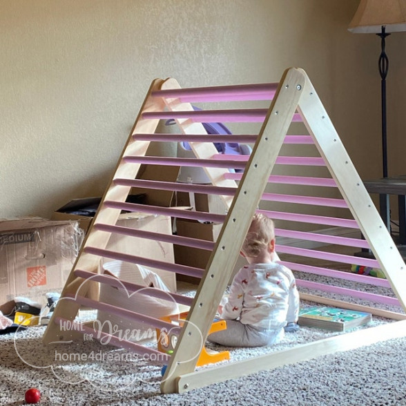 Bemaltes Zanderdreieck, Pikler Dreieck , Stufendreieck, Kletterleiter für Kleinkinder, Kletterdreieck für Kleinkinder, Dreieck mit Rampe